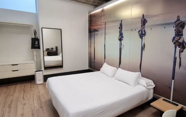 Fotografía de habitación una cama doble